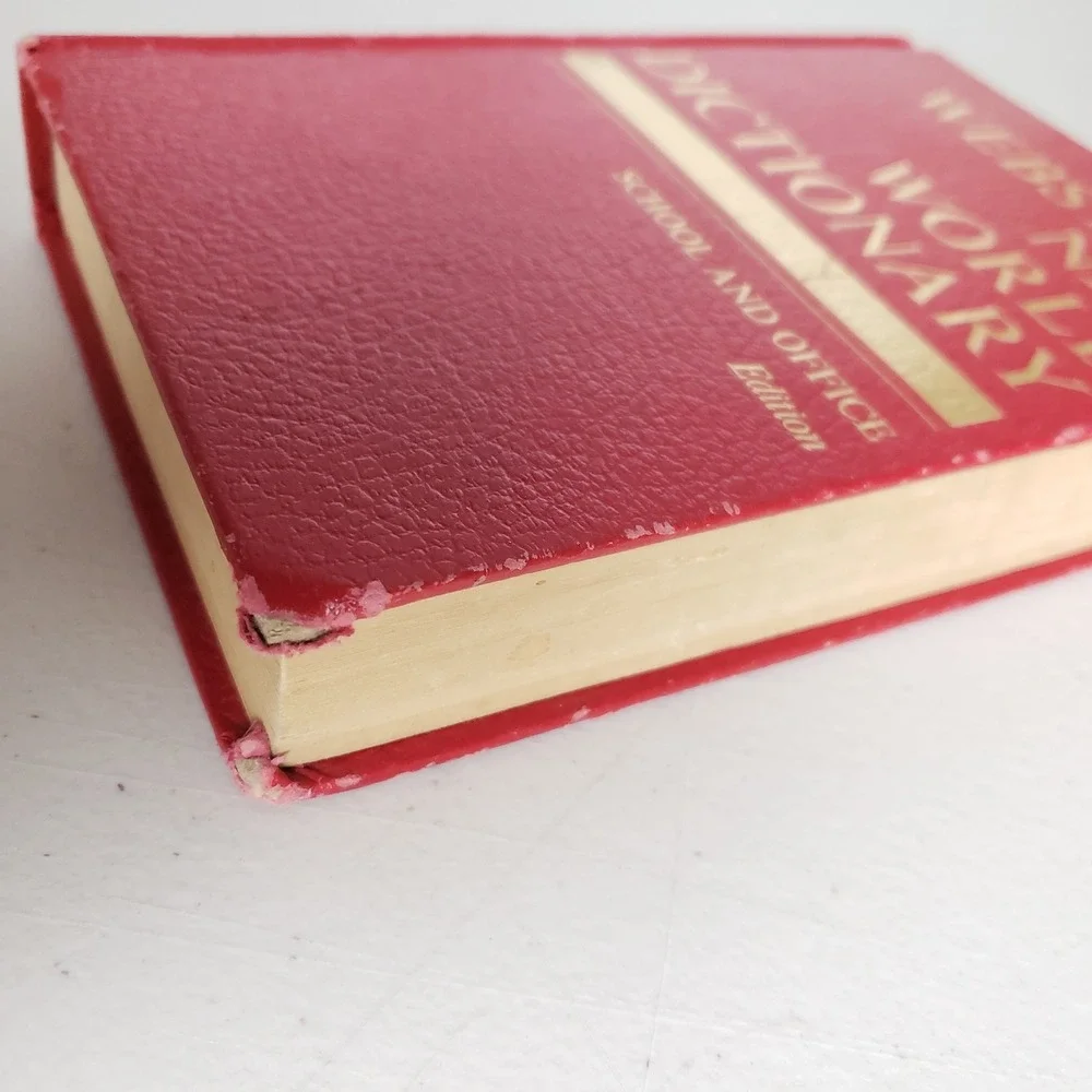 Webster's New World Dictionary 1974 Compact School and Office Edition Red HC
